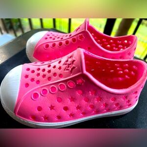 Kids Pink Star Slip-On Shoes